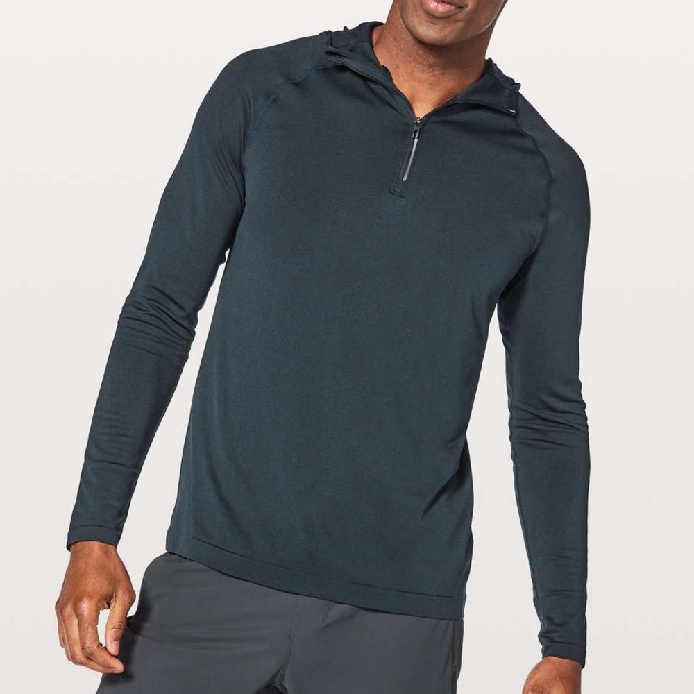 Lululemon metal vent tech hoodie men’s medium navy blue